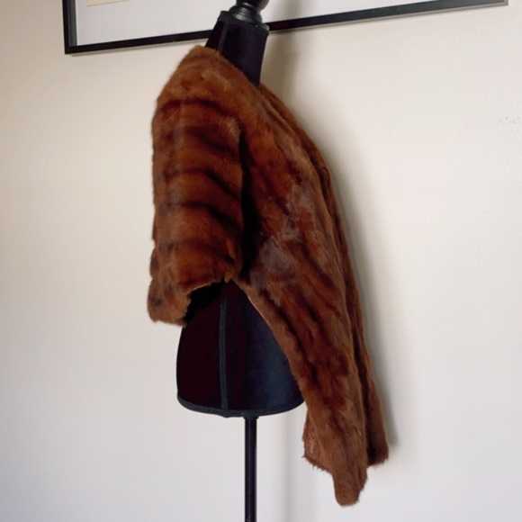 Vintage Datzenko & Son 1930’s-40 Mink Fur Cape - Picture 3 of 8